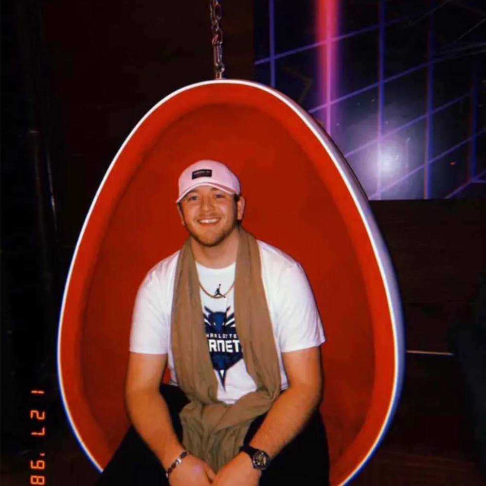 Meet your Posher, Clay